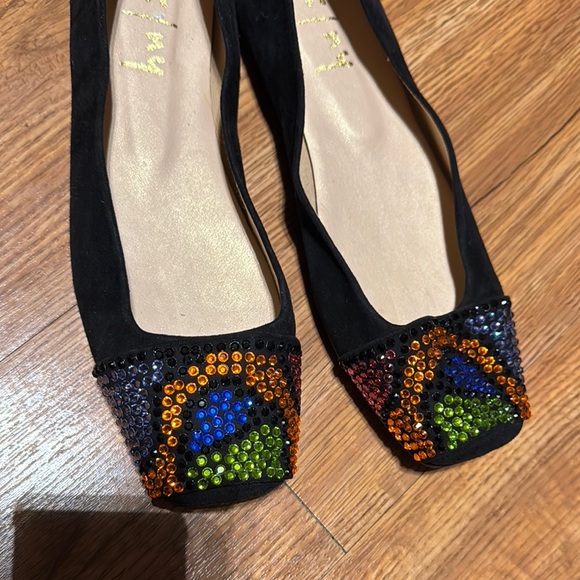 Elegant Black Flats with Colorful Beaded Design - Picture 4 of 9